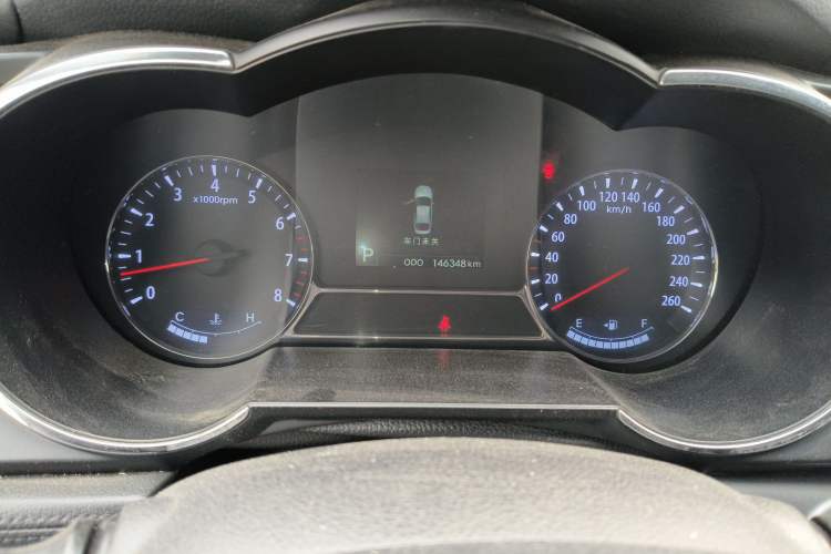 Used Kia K5 2012 2.0L Automatic DLX Odometer Close Up