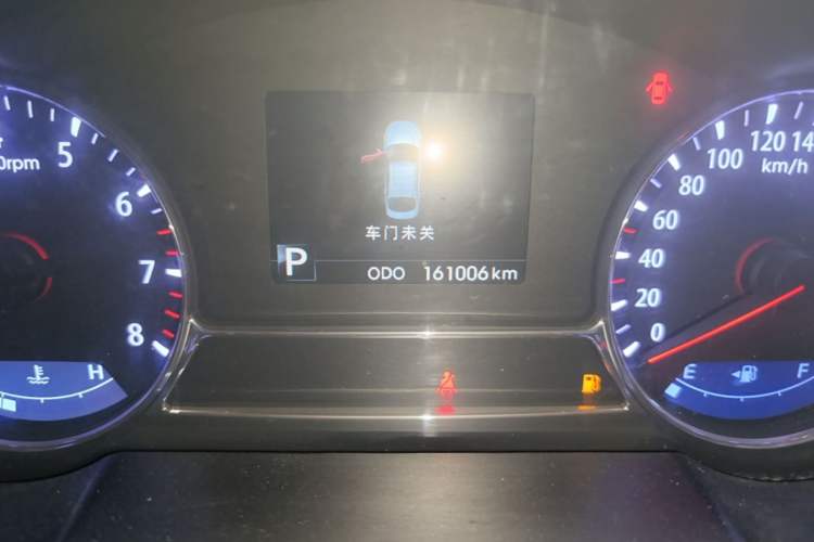 Used Kia K5 2012 2.0L Automatic DLX Odometer Close Up