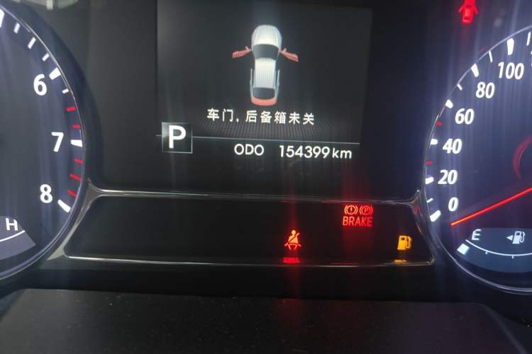 Used Kia K5 2012 2.0L Automatic DLX Odometer Close Up