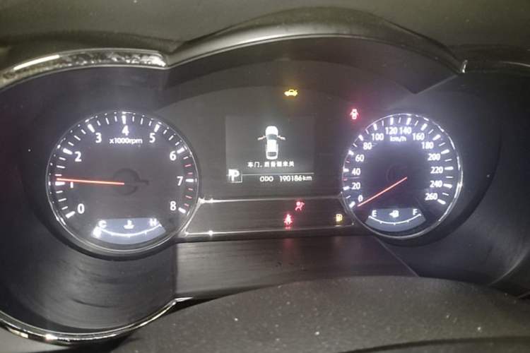 Used Kia K5 2012 2.0L Automatic DLX Odometer Close Up