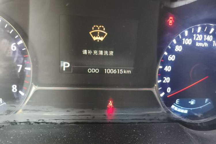 Used Kia K5 2012 2.0L Automatic DLX Odometer Close Up