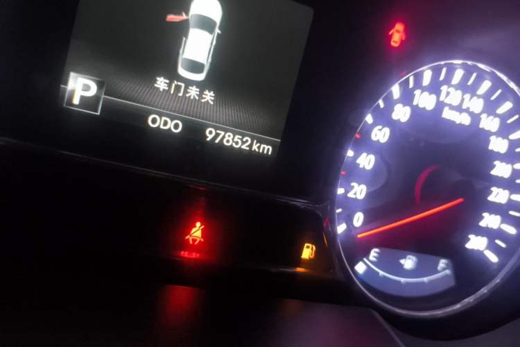 Used Kia K5 2012 2.0L Automatic DLX Odometer Close Up