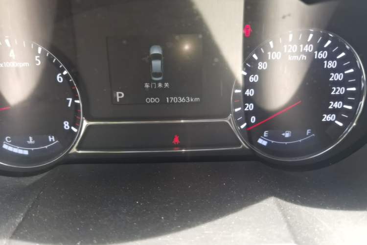 Used Kia K5 2012 2.0L Automatic DLX Odometer Close Up