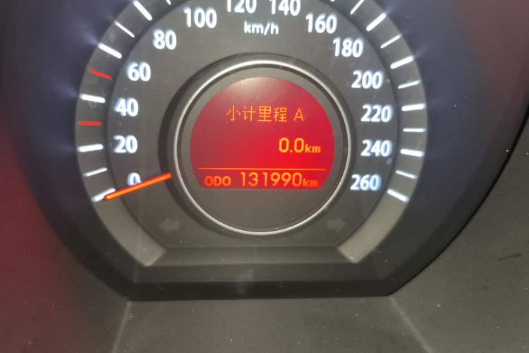 Used Kia K5 2012 2.0L Automatic DLX Odometer Close Up
