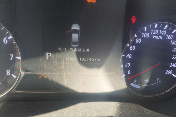 Used Kia K5 2012 2.0L Automatic DLX Odometer Close Up