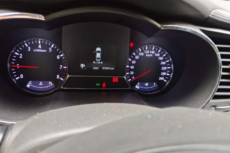 Used Kia K5 2012 2.0L Automatic DLX Odometer Close Up