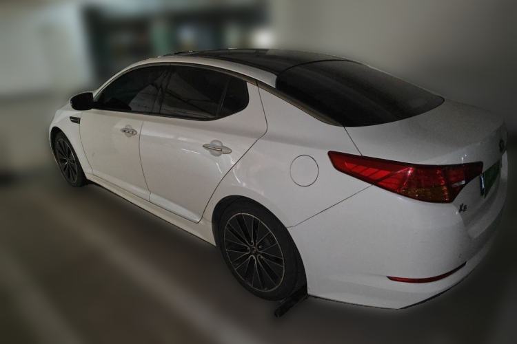 Used Kia K5 2012 2.0L Automatic DLX Rear Left 45 Deg