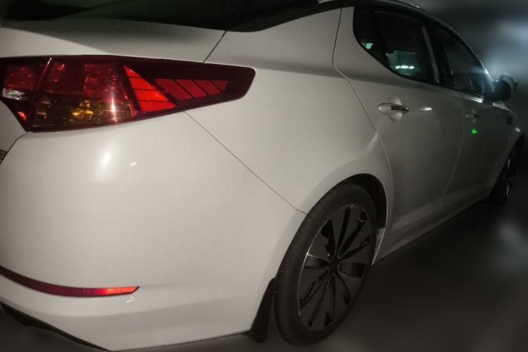 Used Kia K5 2012 2.0L Automatic DLX Rear Right 45 Deg