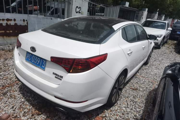 Used Kia K5 2012 2.0L Automatic DLX Rear Right 45 Deg