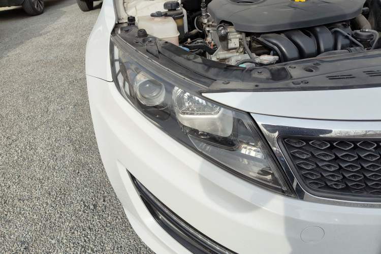 Used Kia K5 2012 2.0L Automatic GL Right Front Headlight
