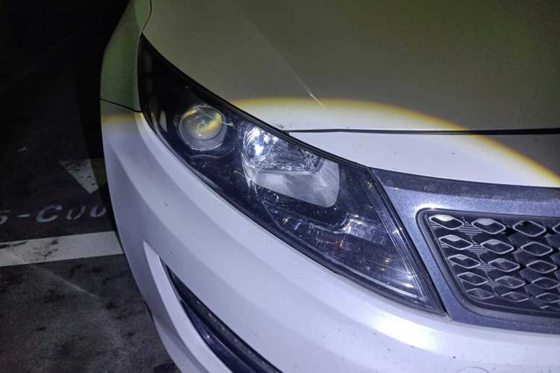 Used Kia K5 2012 2.0L Automatic DLX Right Front Headlight