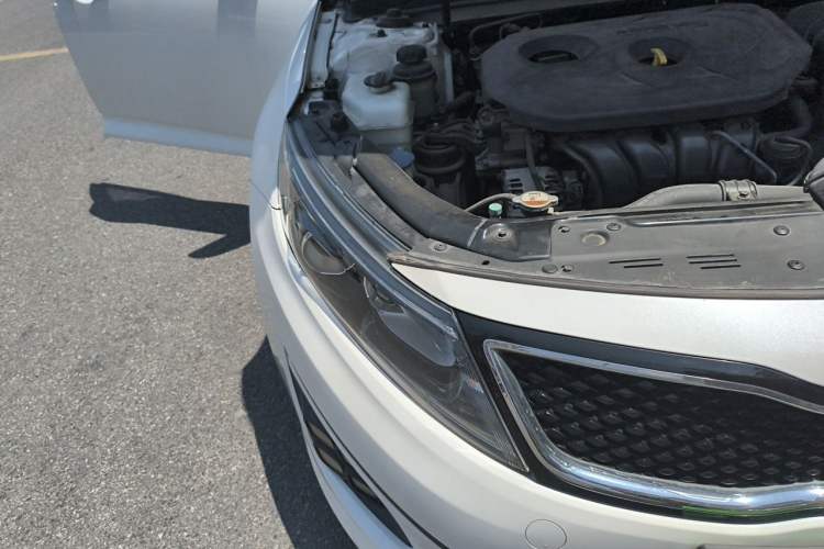 Used Kia K5 2012 2.0L Automatic Premium Right Front Headlight