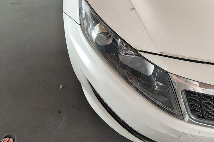 Used Kia K5 2012 2.0L Automatic GLS Right Front Headlight