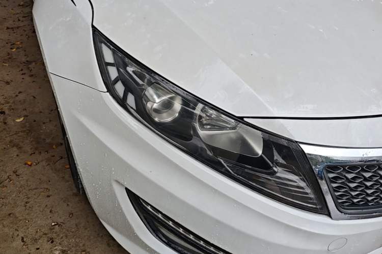Used Kia K5 2012 2.0L Automatic DLX Right Front Headlight