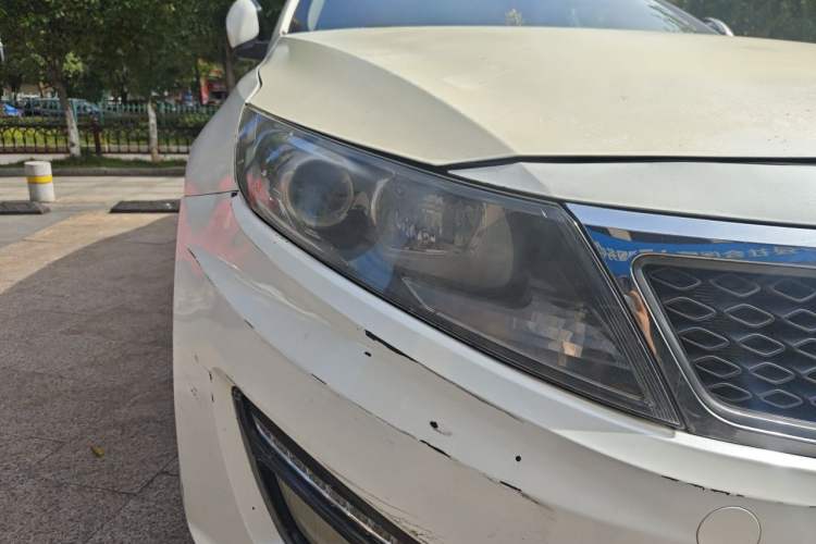 Used Kia K5 2012 2.0L Automatic DLX Right Front Headlight