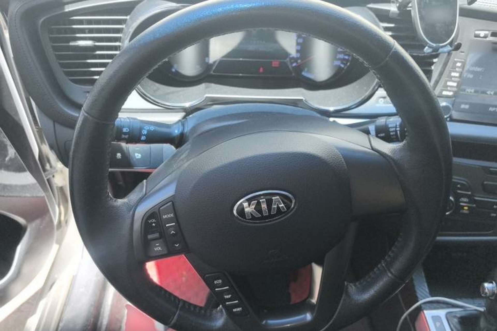 Used Kia K5 2012 2.0L Automatic DLX Steering Wheel