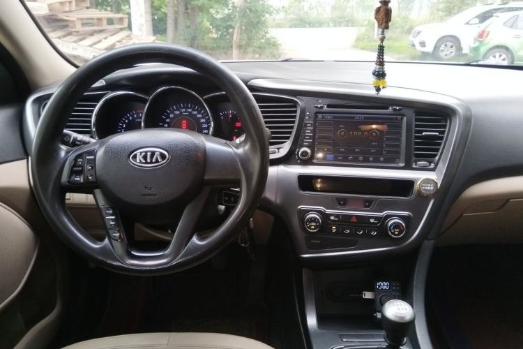 Used Kia K5 2012 2.0L Manual GL Steering Wheel