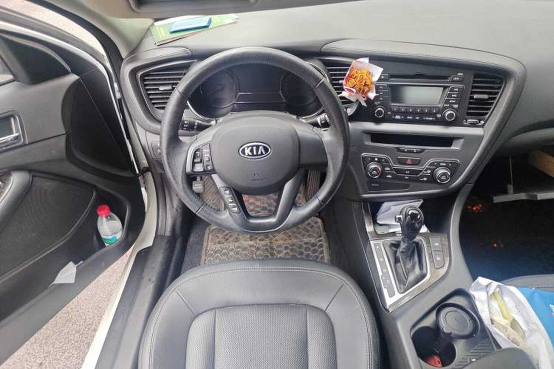 Used Kia K5 2012 2.0L Automatic DLX Steering Wheel