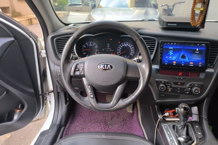 Used Kia K5 2012 2.0L Automatic DLX Special Edition Steering Wheel