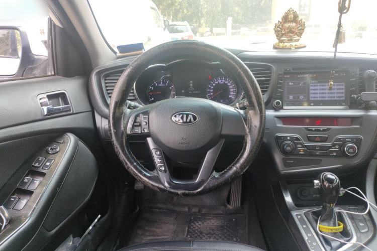 Used Kia K5 2012 2.0L Automatic DLX Steering Wheel