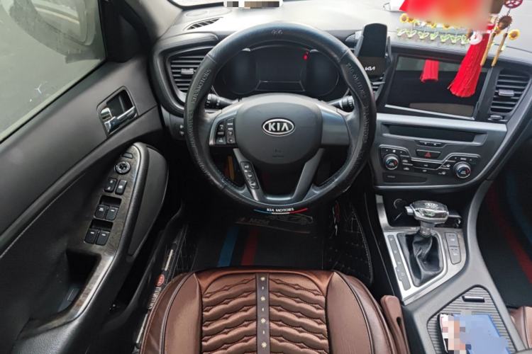 Used Kia K5 2012 2.0L Automatic DLX Steering Wheel