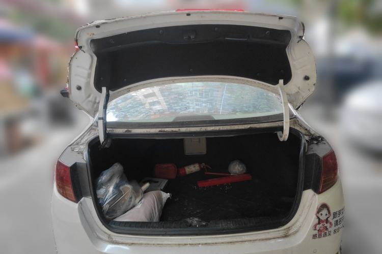 Used Kia K5 2012 2.0L Automatic GLS Trunk