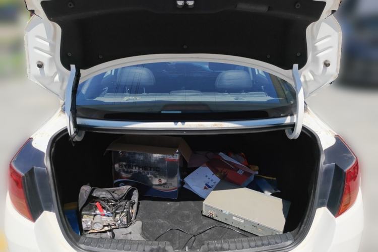 Used Kia K5 2012 2.0L Automatic DLX Trunk