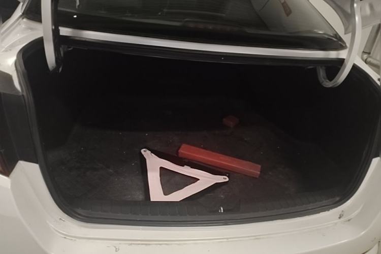 Used Kia K5 2012 2.0L Automatic DLX Trunk