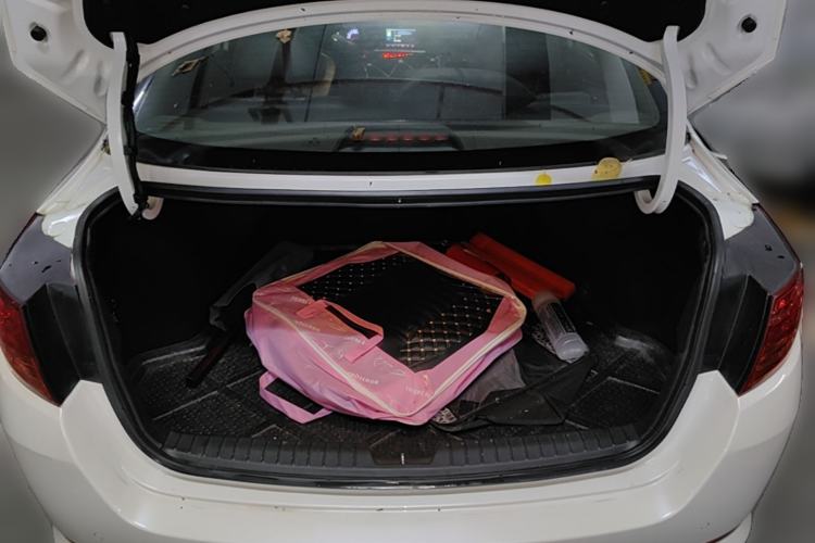 Used Kia K5 2012 2.0L Automatic DLX Trunk