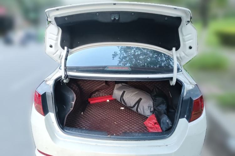 Used Kia K5 2012 2.0L Automatic GLS Trunk