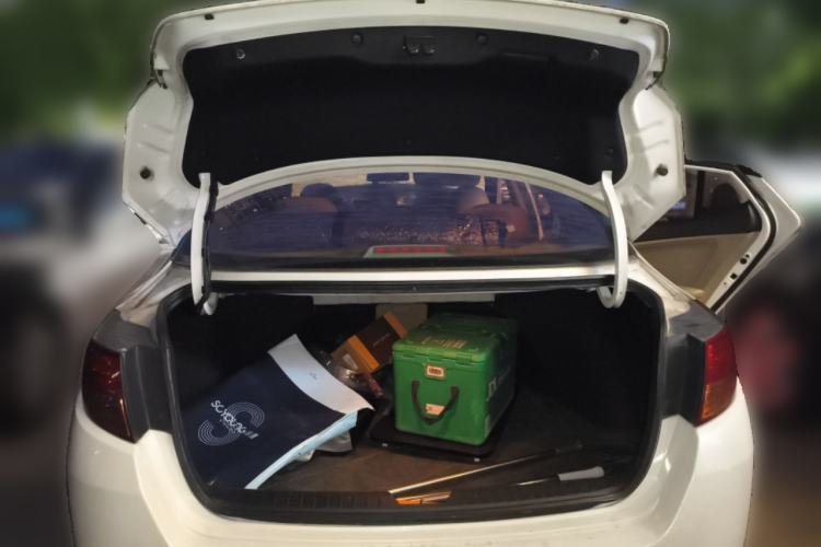 Used Kia K5 2012 2.0L Automatic DLX Trunk