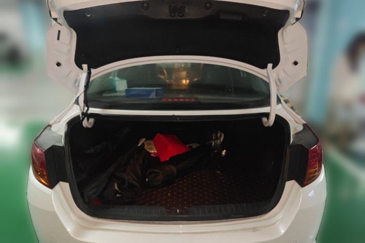 Used Kia K5 2012 2.0L Automatic DLX Trunk