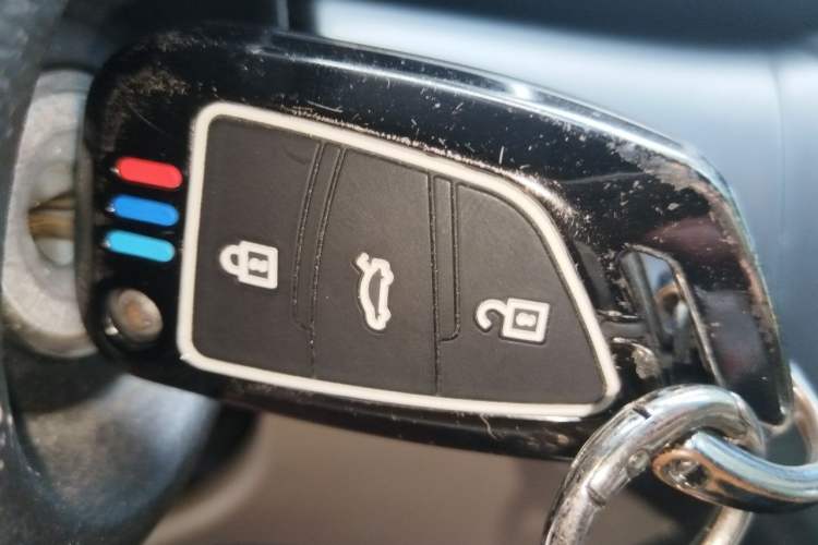 Used Kia K5 2012 2.0L Manual GL Vehicle Key