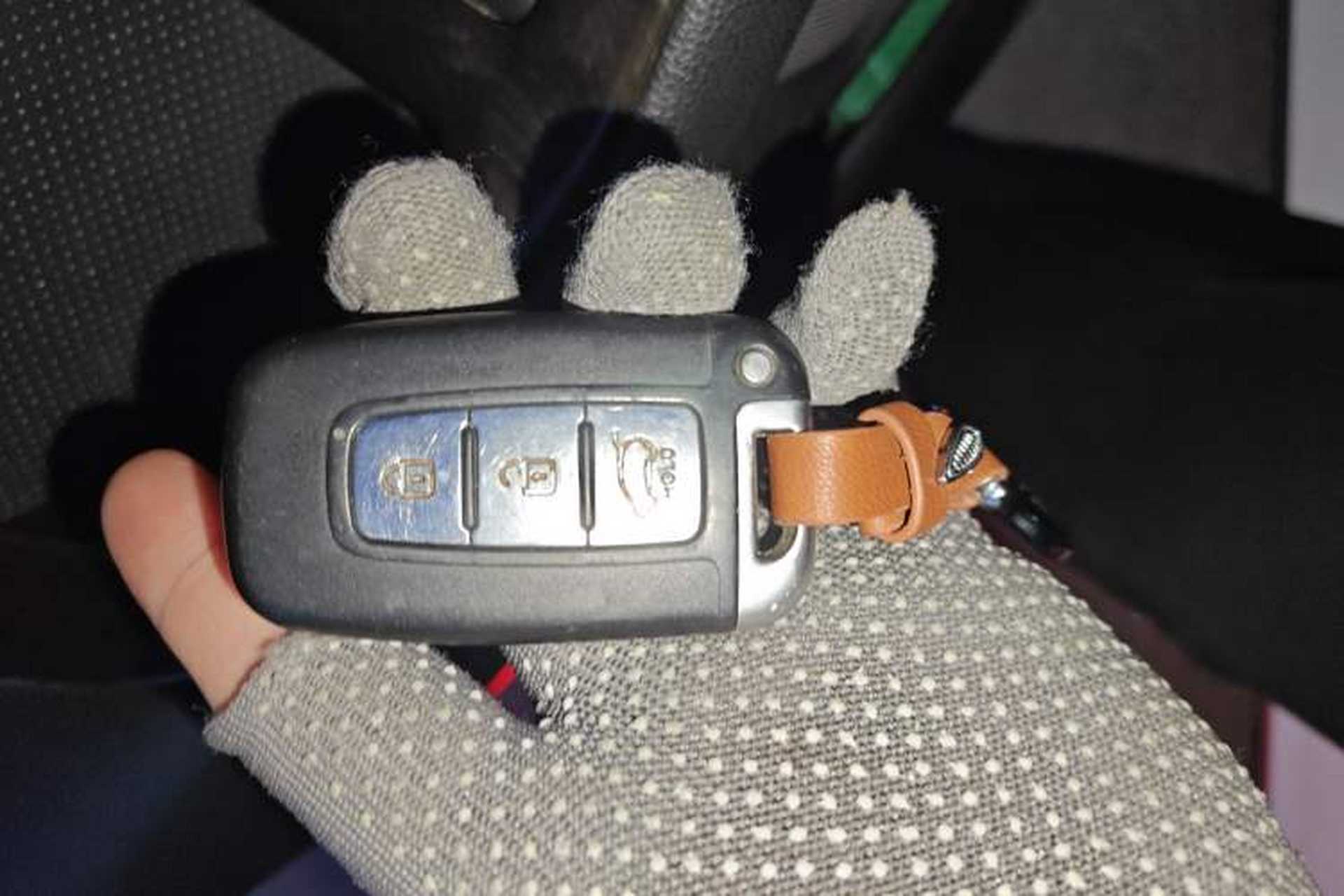 Used Kia K5 2012 2.0L Automatic DLX Vehicle Key