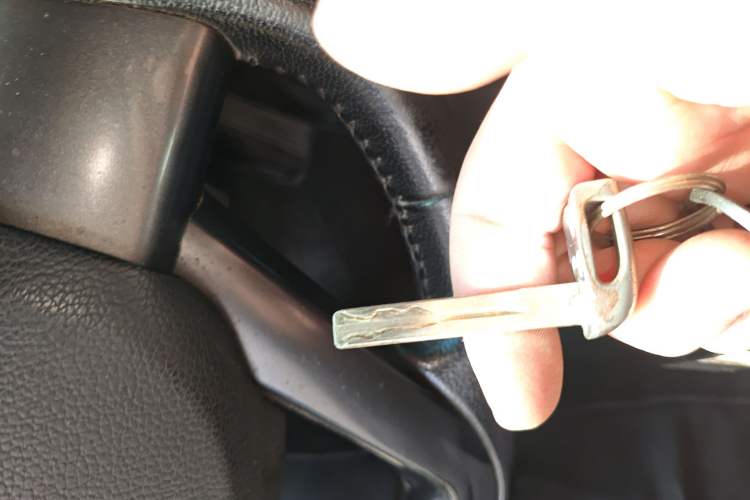 Used Kia K5 2012 2.0L Automatic DLX Vehicle Key