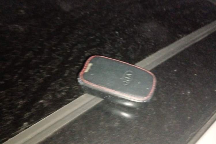 Used Kia K5 2012 2.0L Automatic DLX Vehicle Key