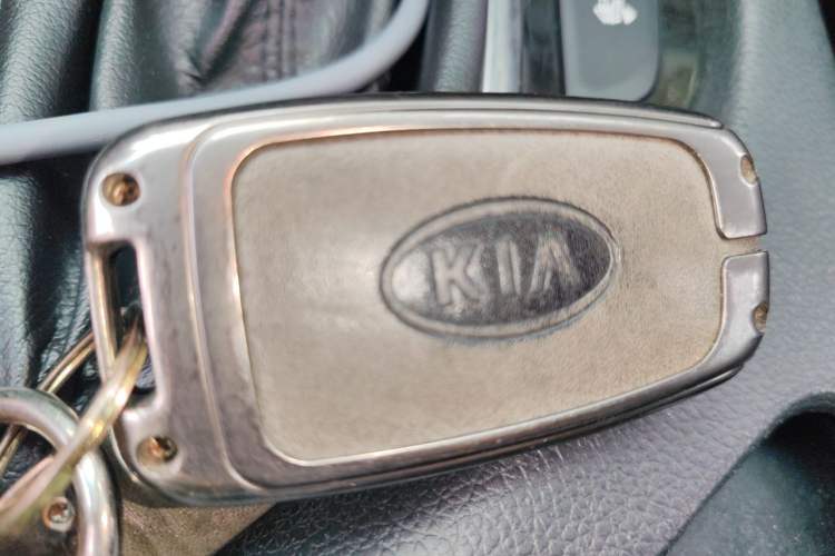 Used Kia K5 2012 2.0L Automatic DLX Vehicle Key