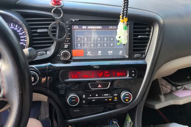 Used Kia K5 2014 2.0L Automatic LUXURY Audio And AC Panel