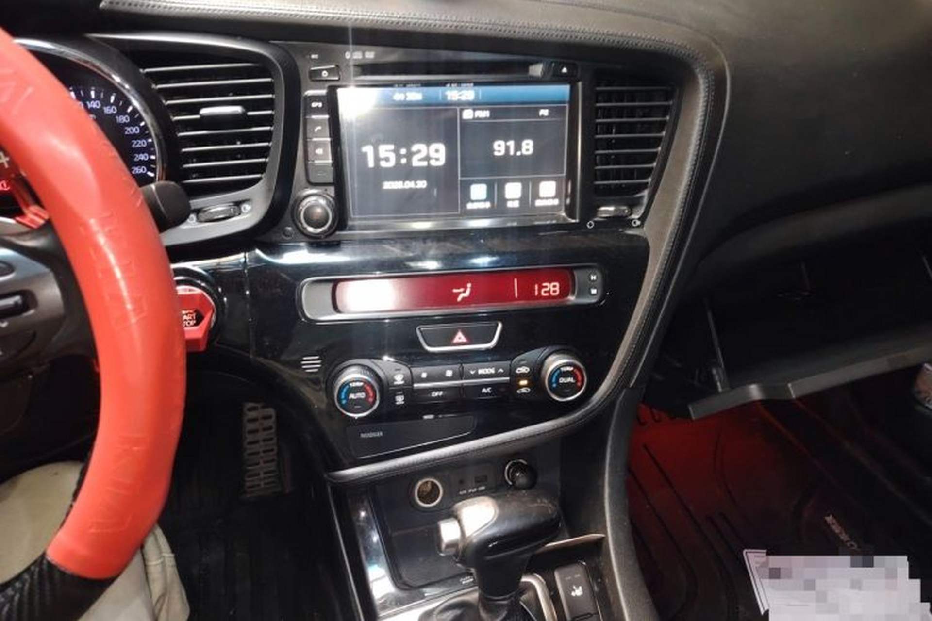 Used Kia K5 2014 2.0T Automatic T-PREMIUM Audio And AC Panel