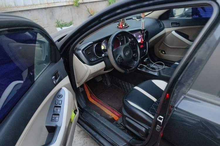Used Kia K5 2014 2.0L Automatic GL Driver Seat