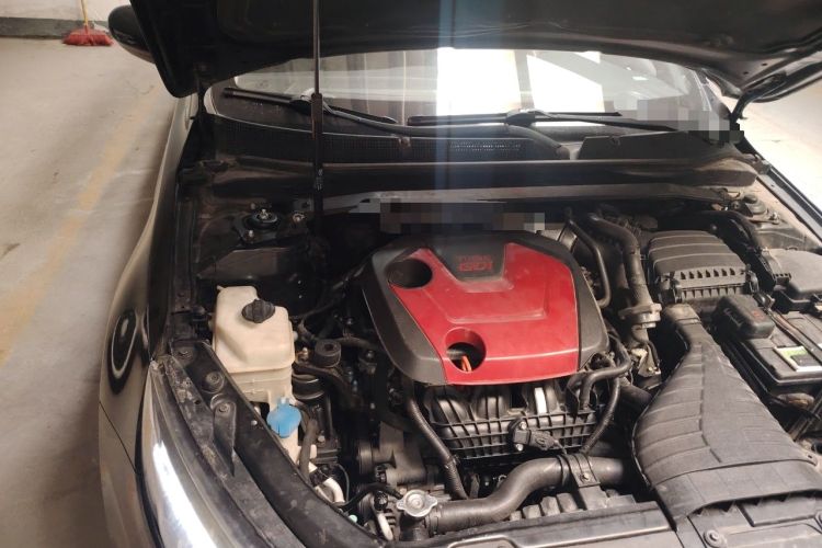 Used Kia K5 2014 2.0T Automatic T-PREMIUM Engine Bay Right