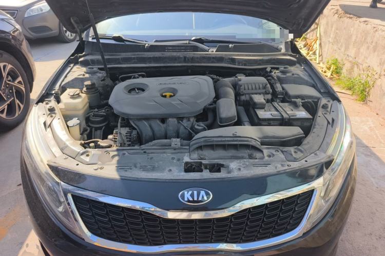 Used Kia K5 2014 2.0L Automatic LUXURY Engine Bay