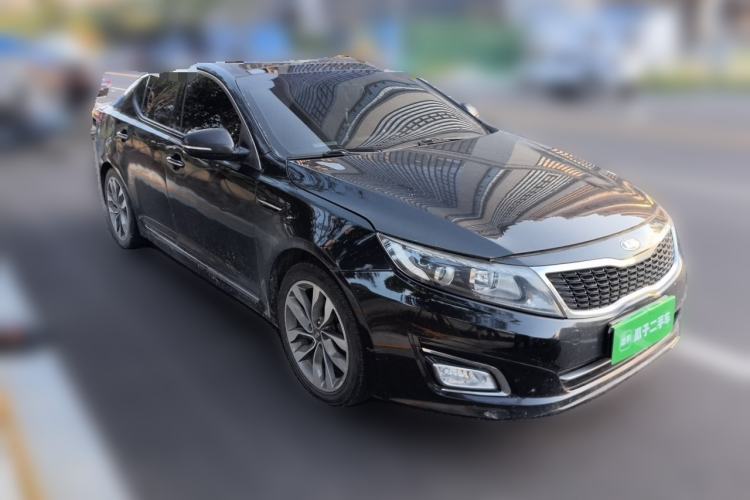 Used Kia K5 2014 2.0L Automatic LUXURY Front Right 45 Deg