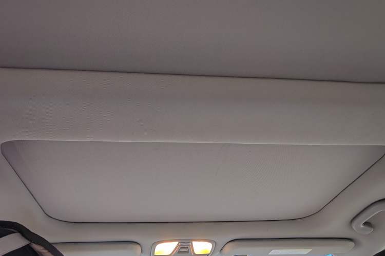 Used Kia K5 2014 2.0L Automatic LUXURY Headliner