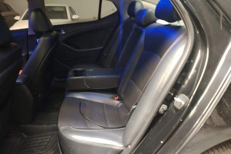 Used Kia K5 2014 2.0T Automatic T-PREMIUM Left Rear Seat