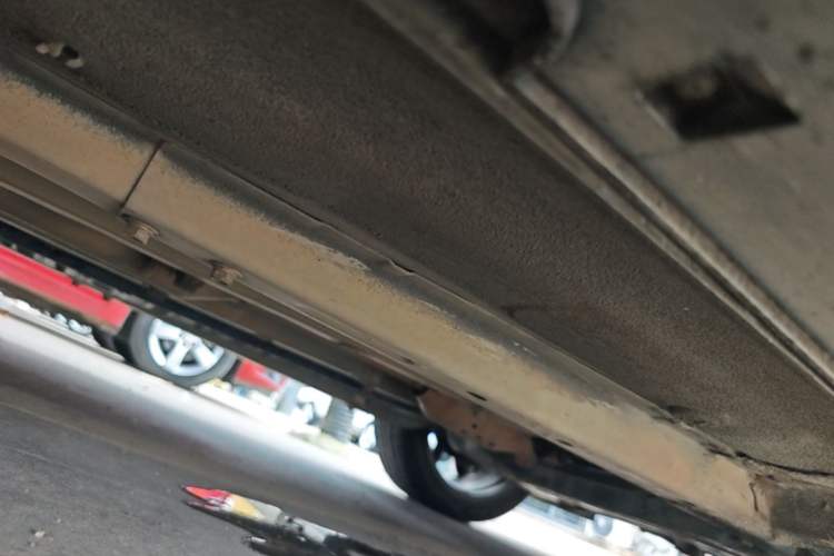 Used Kia K5 2014 2.0L Automatic LUXURY Right Side Sill