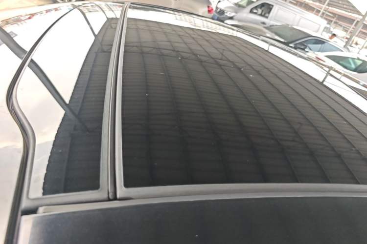 Used Kia K5 2014 2.0L Automatic LUXURY Roof