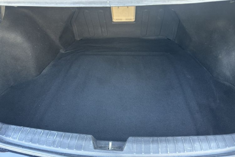 Used Kia K5 2014 2.0L Manual GL Trunk