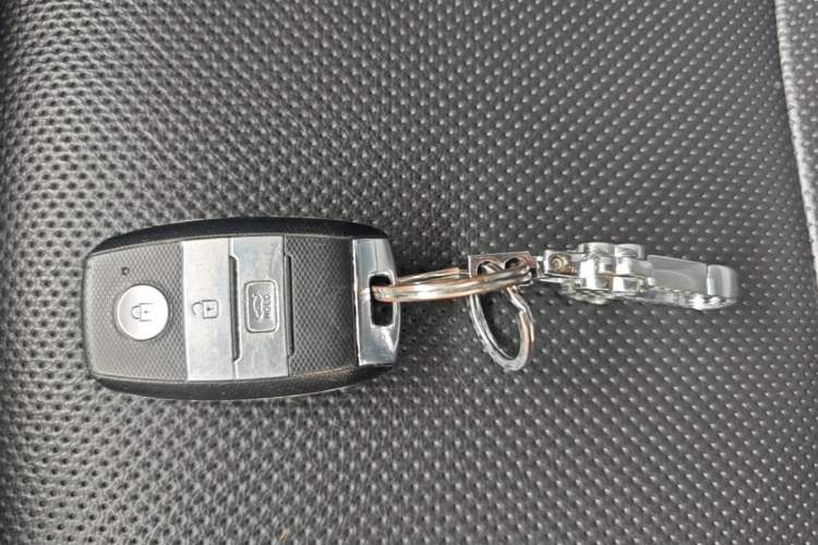 Used Kia K5 2014 2.0L Automatic LUXURY Vehicle Key