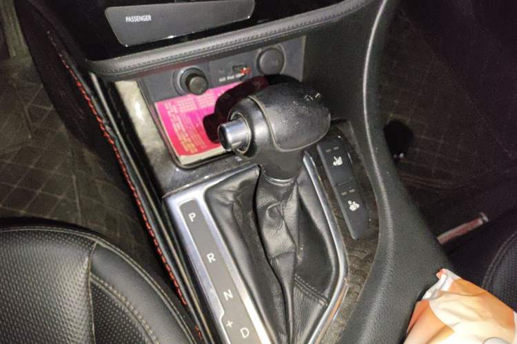 Used Kia K5 2014 2.0L Automatic LUXURY Gear Lever